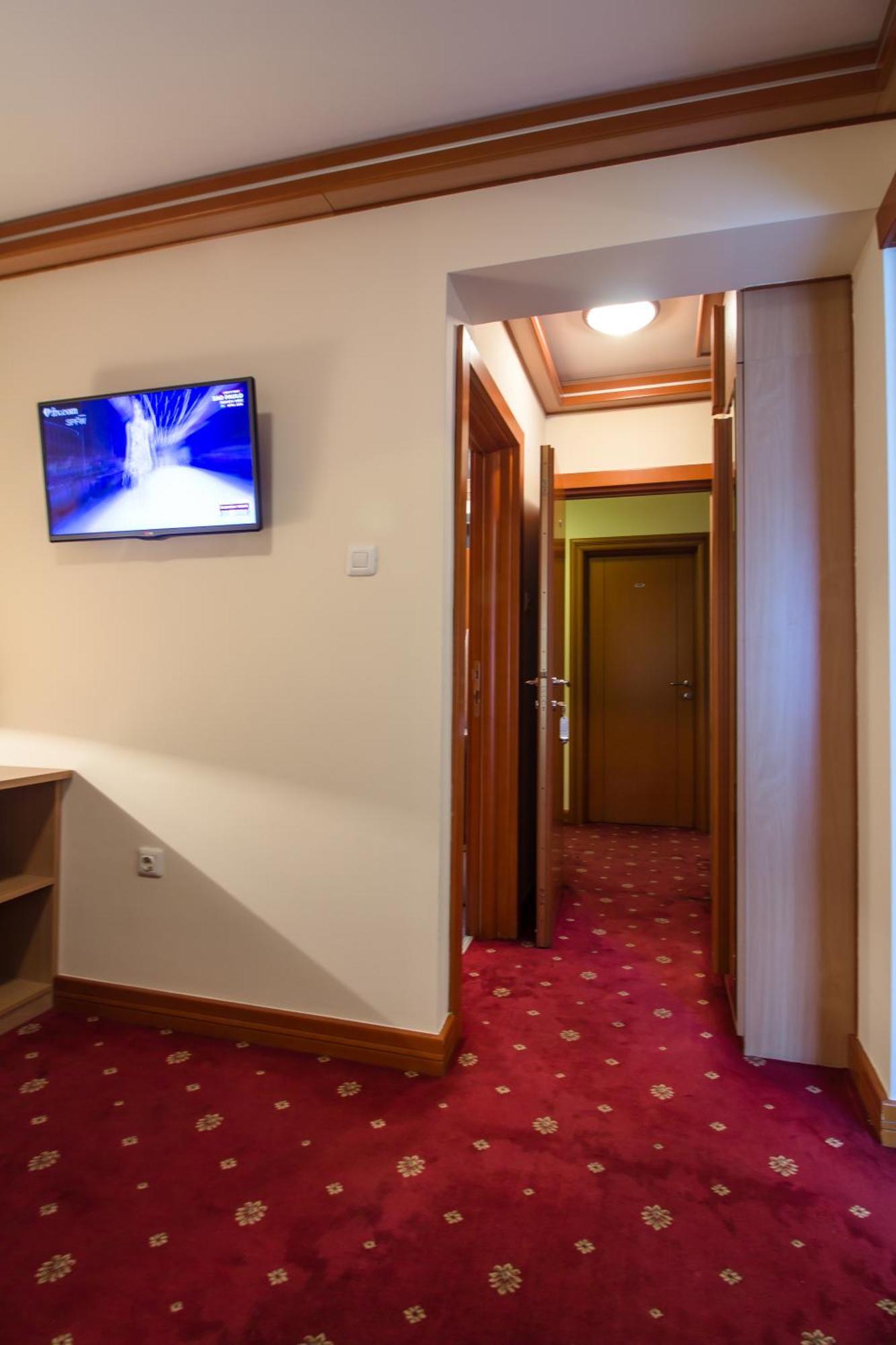 Hotel Cezar Banja Luka Eksteriør billede
